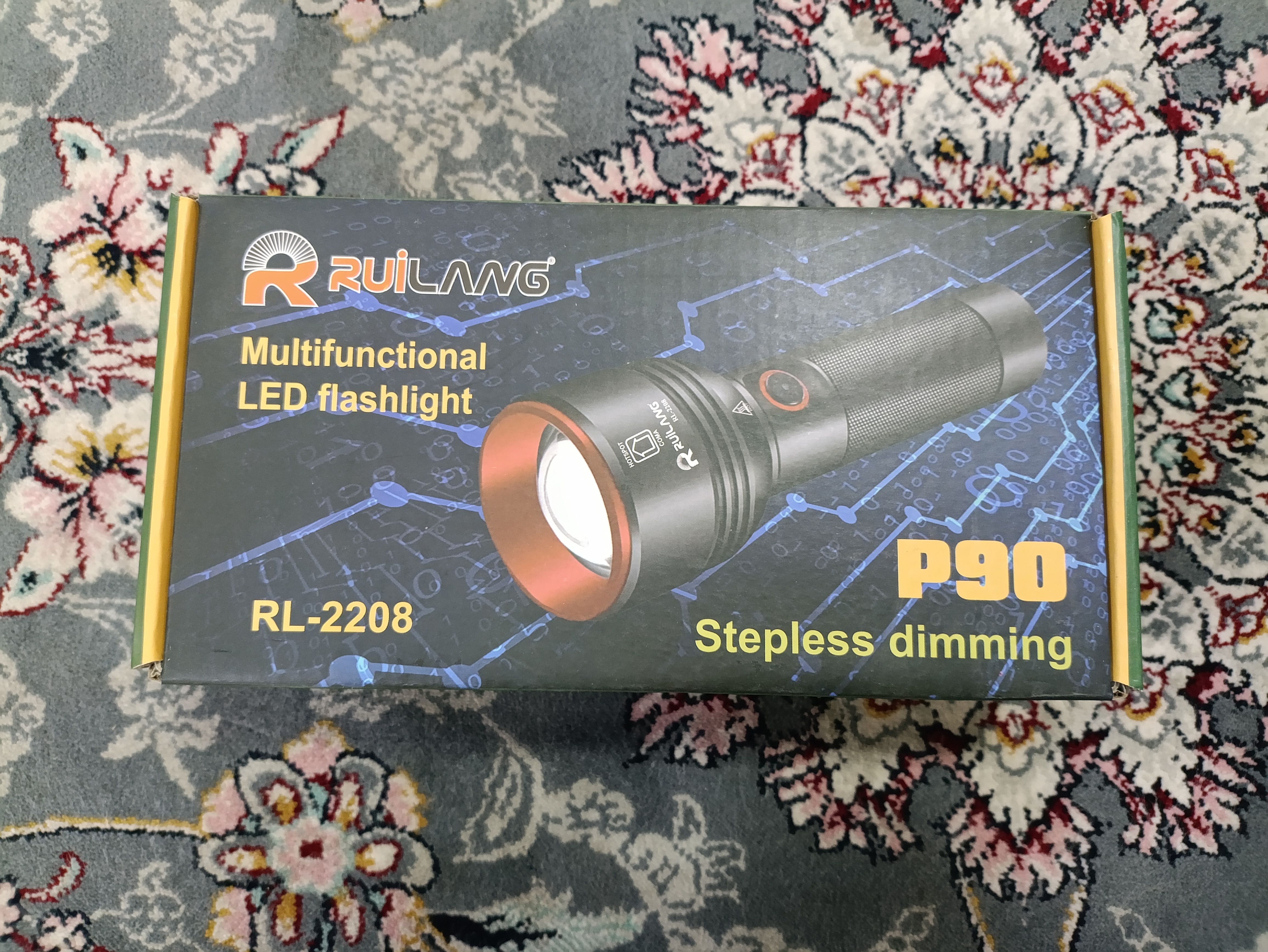 چراغ قوه پلیسی Ruilang.    Rl-2208