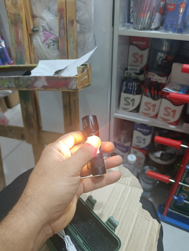 چراغ قوه شارژی فلزی کوه نوردی
